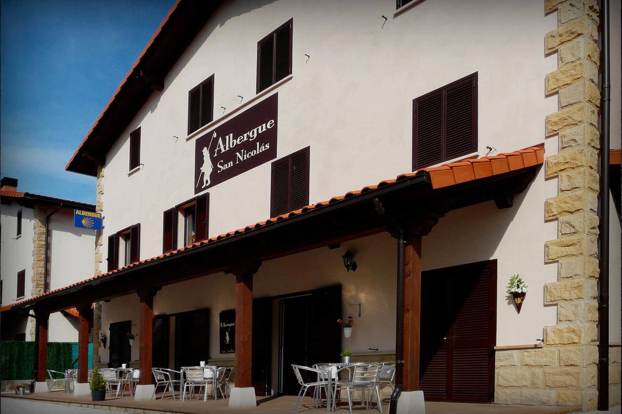 Albergue San Nicolas Larrasoana Exterior photo
